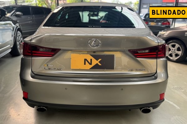 LEXUS IS250 F-SPORT 2.5 V6 24V GASOLINA 4P AUTOMÁTICO 2013/2014